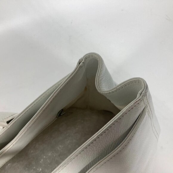 CHANEL Executive CC Shoulder Bag Tote Bag Caviar Leather White/SilverHardware - Picture 6 of 14